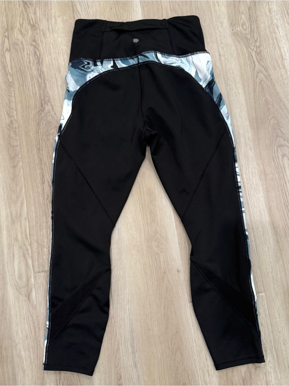 Athleta Black Leggings Blue Marble Print Athletic Pants Size M - Picture 9 of 12